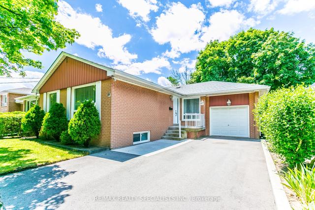 67 Sabrina Dr, House detached with 3 bedrooms, 2 bathrooms and 6 parking in Etobicoke ON | Image 12