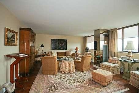 PH1 - 3000 Bathurst St, Condo with 3 bedrooms, 4 bathrooms and 2 parking in North York ON | Image 2