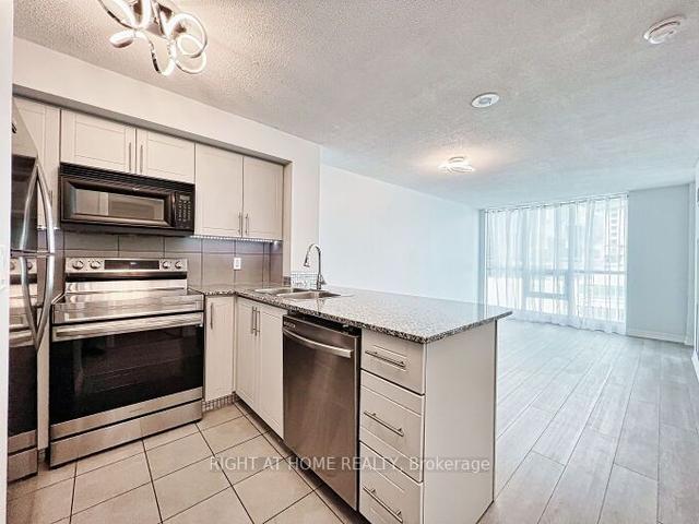 803 - 16 Yonge St, Condo with 1 bedrooms, 1 bathrooms and 1 parking in Toronto ON | Image 36