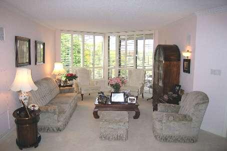PH-21 - 3800 Yonge St, Condo with 2 bedrooms, 2 bathrooms and 2 parking in Toronto ON | Image 3
