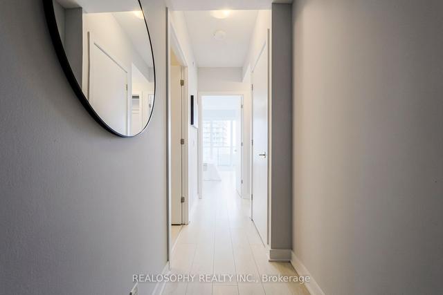3702 - 2221 Yonge St, Condo with 2 bedrooms, 2 bathrooms and 0 parking in Toronto ON | Image 11