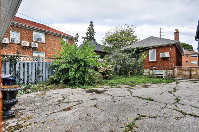 MAIN - 24 3 Rd St, House detached with 2 bedrooms, 1 bathrooms and 3 parking in Etobicoke ON | Image 16