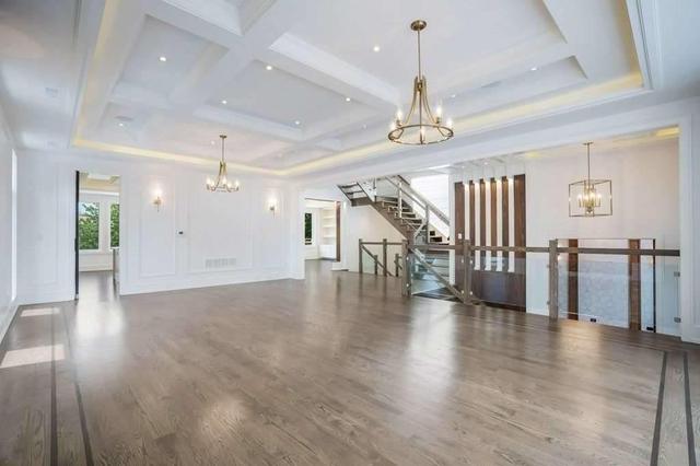 908 Willowdale Ave, House detached with 4 bedrooms, 7 bathrooms and 4 parking in North York ON | Image 3