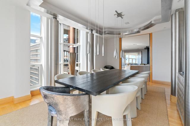 11A - 22 St Thomas St, Condo with 2 bedrooms, 4 bathrooms and 2 parking in Toronto ON | Image 21