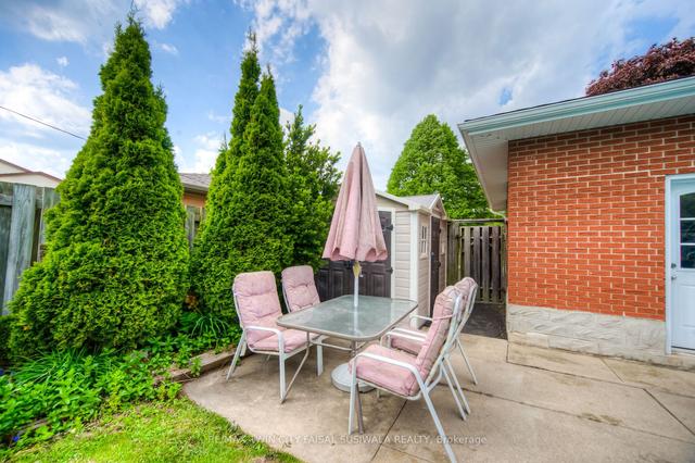22 Linndale Rd, House detached with 3 bedrooms, 2 bathrooms and 5 parking in Cambridge ON | Image 36