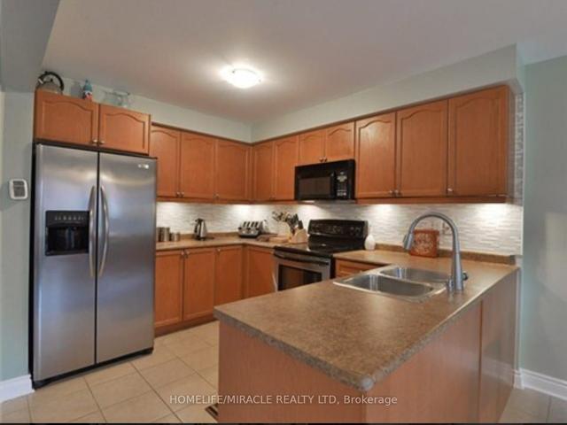 MAIN - 17 Albery Rd, House semidetached with 4 bedrooms, 3 bathrooms and 3 parking in Brampton ON | Image 11