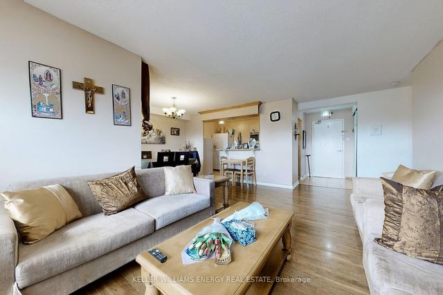 407 - 2835 Islington Ave, Condo with 2 bedrooms, 2 bathrooms and 1 parking in Toronto ON | Image 2