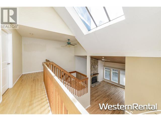 2163 Patricia Ave, House detached with 4 bedrooms, 2 bathrooms and 4 parking in Port Coquitlam BC | Image 10
