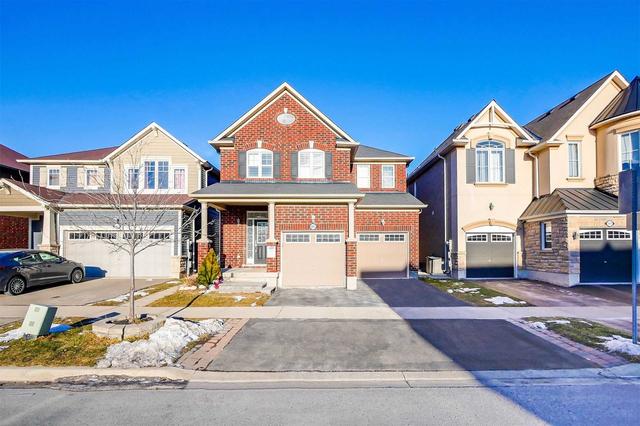 885 Farmstead Dr, House detached with 4 bedrooms, 4 bathrooms and 4 parking in Milton ON | Image 1