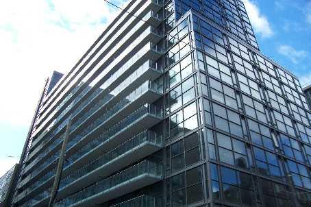 PH1 - 25 Oxley St, Condo with 2 bedrooms, 3 bathrooms and null parking in Toronto ON | Image 9