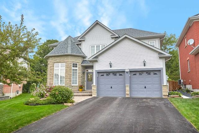 90 Birkhall Pl, House detached with 4 bedrooms, 4 bathrooms and 6 parking in Barrie ON | Image 1