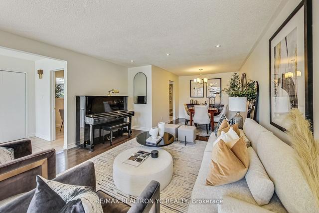 104 Mentor Blvd, House semidetached with 3 bedrooms, 2 bathrooms and 3 parking in Toronto ON | Image 37