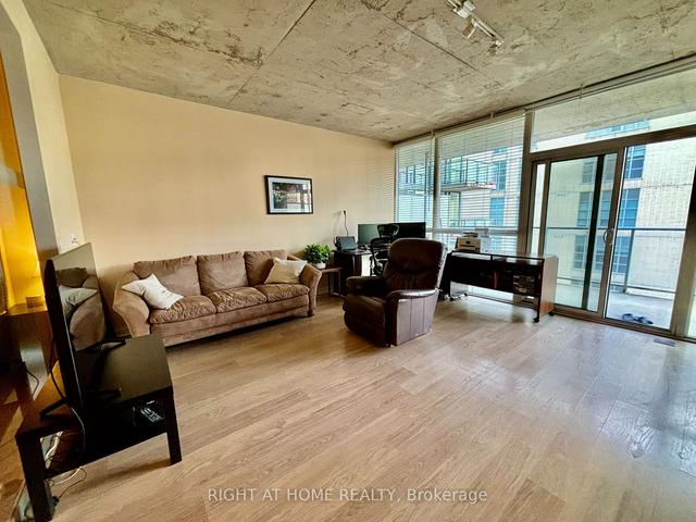 803 - 478 King St W, Condo with 1 bedrooms, 1 bathrooms and 1 parking in Toronto ON | Image 6