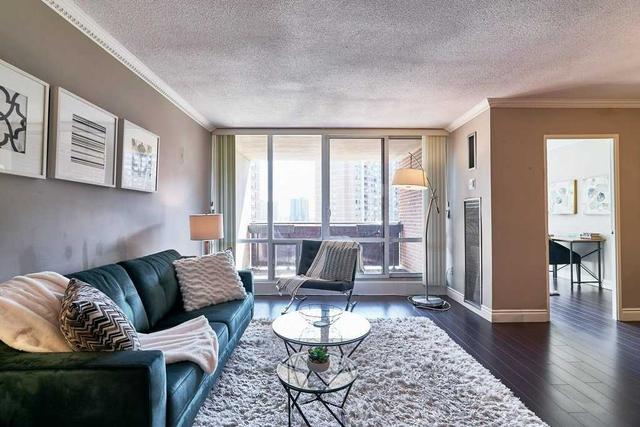 803 - 714 The Mall West, Condo with 2 bedrooms, 2 bathrooms and 1 parking in Etobicoke ON | Image 22