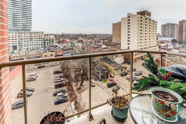 909 - 2088 Lawrence Ave W, Condo with 2 bedrooms, 2 bathrooms and 1 parking in York ON | Image 15