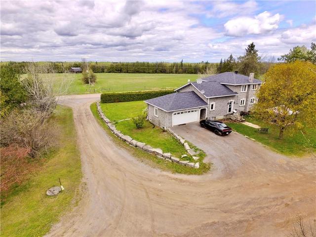 1003 Foymount Rd, House detached with 3 bedrooms, 2 bathrooms and 10 parking in Eganville ON | Image 24