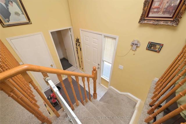 90 Barre Dr, House detached with 2 bedrooms, 2 bathrooms and 4 parking in Barrie ON | Image 18