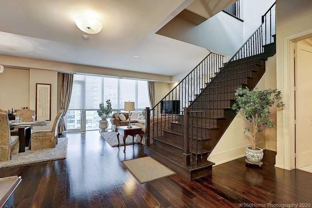 PH15 - 70 Roehampton Ave, Condo with 2 bedrooms, 3 bathrooms and 2 parking in Toronto ON | Image 12