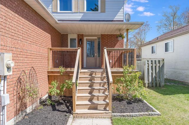 33 Donald Cres, House detached with 3 bedrooms, 2 bathrooms and 3 parking in Wasaga Beach ON | Image 22