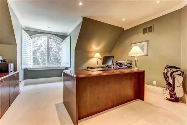 9 Lambeth Cres, House detached with 4 bedrooms, 5 bathrooms and 4 parking in Etobicoke ON | Image 15