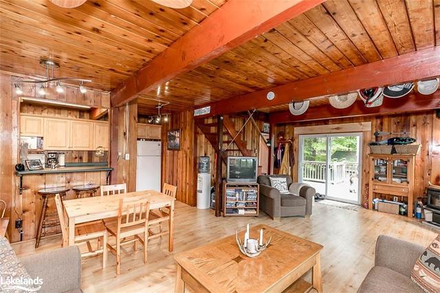 4 Severn River Shore, House detached with 2 bedrooms, 1 bathrooms and null parking in Muskoka Lakes ON | Image 48