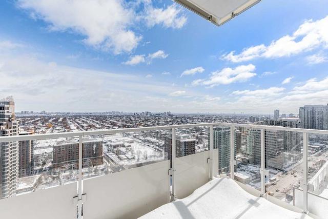 PH208 - 75 Canterbury Pl, Condo with 3 bedrooms, 2 bathrooms and 1 parking in North York ON | Image 20