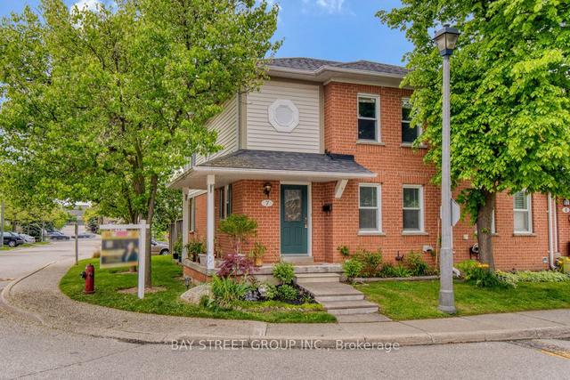 7 - 5659 Glen Erin Dr, Townhouse with 3 bedrooms, 2 bathrooms and 2 parking in Mississauga ON | Image 1