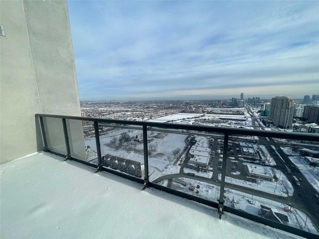 PH-20 - 8 Nahani Way, Condo with 2 bedrooms, 2 bathrooms and 1 parking in Mississauga ON | Image 4