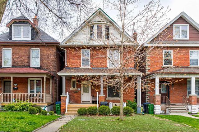 MAIN - 35 Humberside Ave, House detached with 1 bedrooms, 1 bathrooms and 3 parking in Toronto ON | Image 1