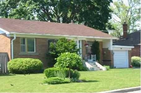 MAIN - 181 Searle Ave, House detached with 3 bedrooms, 1 bathrooms and 3 parking in North York ON | Image 1
