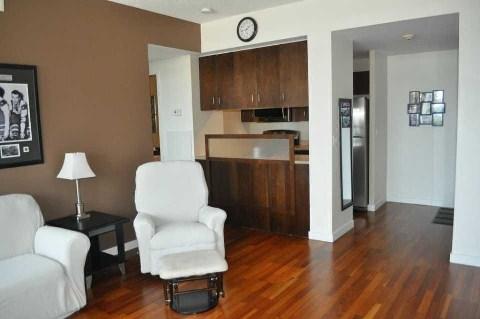 909 - 281 Mutual St, Condo with 1 bedrooms, 1 bathrooms and null parking in Toronto ON | Image 3