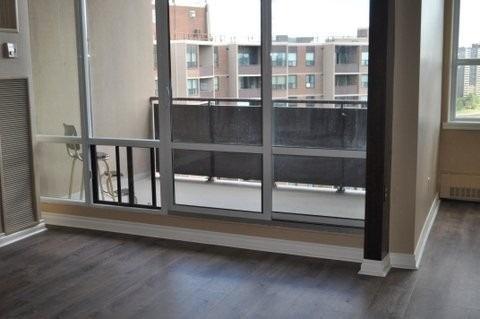 PH-2003 - 714 The West Mall, Condo with 1 bedrooms, 1 bathrooms and 1 parking in Toronto ON | Image 4