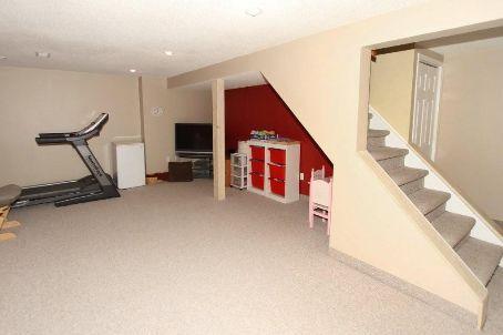 909 Finley Ave, House detached with 3 bedrooms, 2 bathrooms and 3 parking in Ajax ON | Image 8
