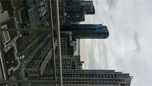 PH2005 - 35 Bastion St, Condo with 1 bedrooms, 1 bathrooms and 1 parking in Toronto ON | Image 6