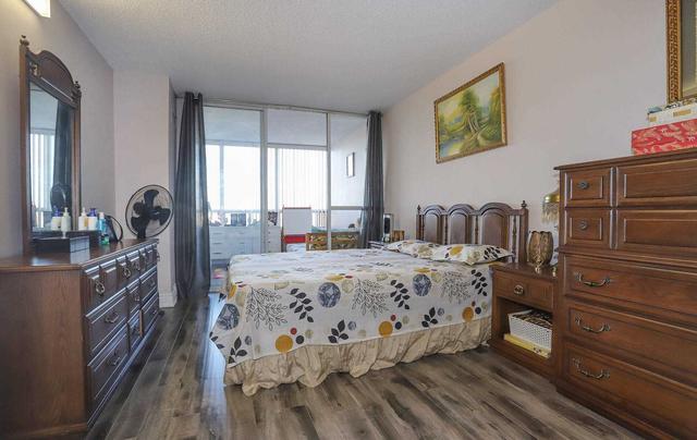 887 - 1 Greystone Walk Dr, Condo with 2 bedrooms, 2 bathrooms and 1 parking in Scarborough ON | Image 15