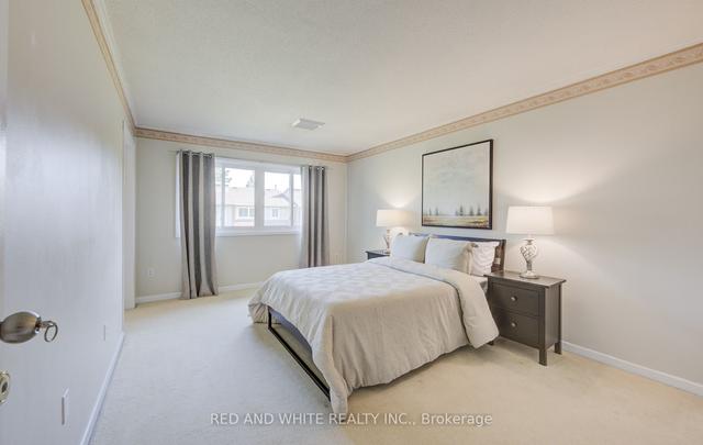 10 - 121 University Ave E, Townhouse with 5 bedrooms, 10 bathrooms and 2 parking in Waterloo ON | Image 10