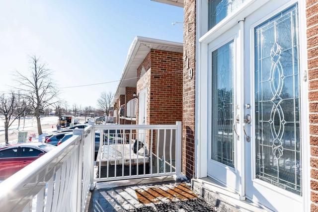 MAIN - 419 Archdekin Dr, House semidetached with 3 bedrooms, 2 bathrooms and 2 parking in Brampton ON | Image 36