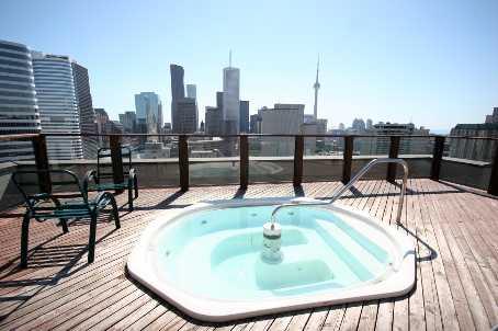 PH12 - 633 Bay St, Condo with 1 bedrooms, 1 bathrooms and 1 parking in Toronto ON | Image 9