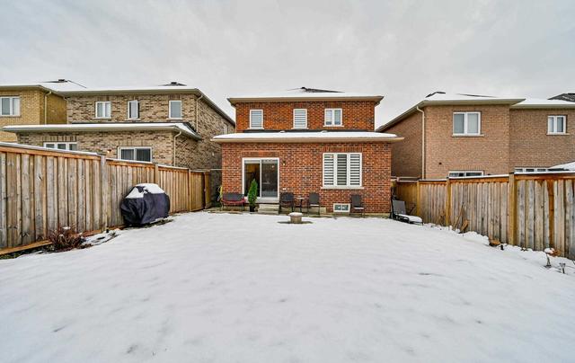 886 Groveland Ave, House detached with 4 bedrooms, 3 bathrooms and 4 parking in Oshawa ON | Image 30