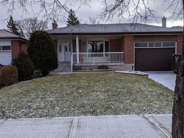 9 Ladbrooke Rd, House detached with 3 bedrooms, 2 bathrooms and 2 parking in Etobicoke ON | Image 1