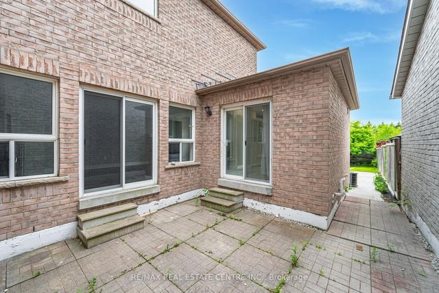 7232 Pallett Ct, House detached with 3 bedrooms, 3 bathrooms and 6 parking in Mississauga ON | Image 35