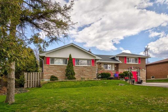 49 Glover Rd, House detached with 4 bedrooms, 2 bathrooms and 21 parking in Hamilton ON | Image 23