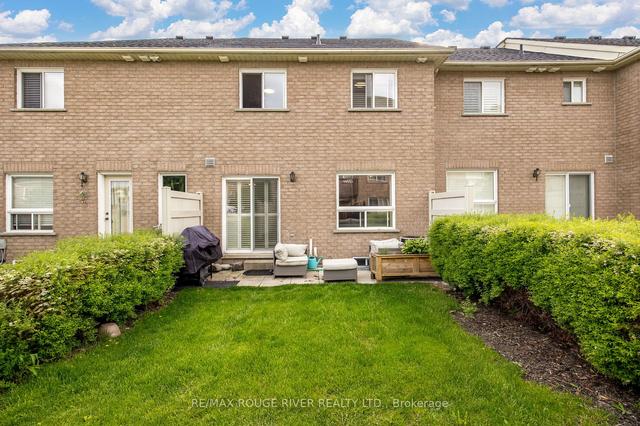 49 - 460 Woodmount Dr, Townhouse with 3 bedrooms, 3 bathrooms and 2 parking in Oshawa ON | Image 16