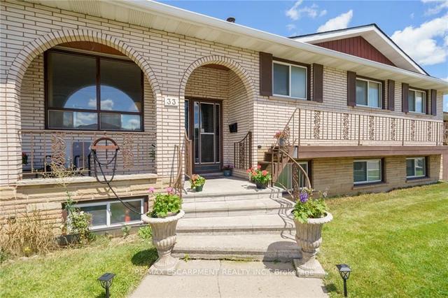 MAIN - 33 Algonquin Crt, House detached with 3 bedrooms, 1 bathrooms and 2 parking in Hamilton ON | Image 23