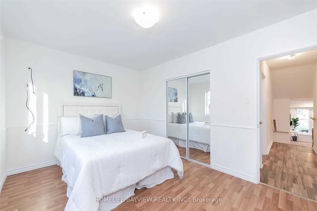 MAIN - 107 Septonne Ave, House semidetached with 3 bedrooms, 1 bathrooms and 2 parking in Newmarket ON | Image 4