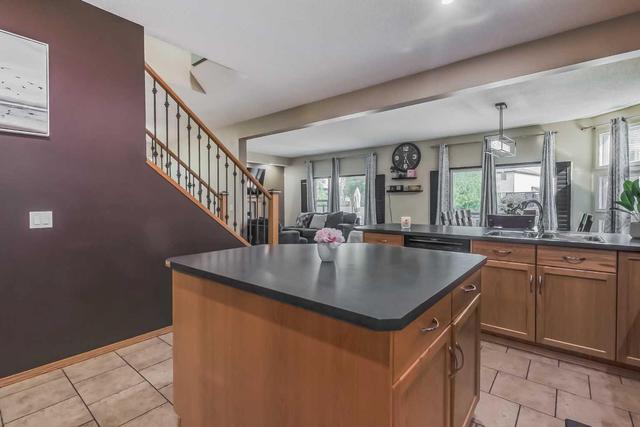 568 W Creek Pt, House detached with 5 bedrooms, 3 bathrooms and 6 parking in Chestermere AB | Image 9