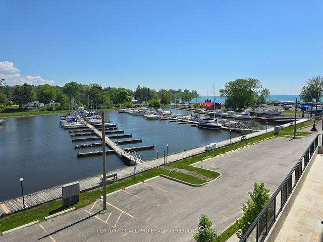 210 - 70 Shipway Ave, Condo with 1 bedrooms, 1 bathrooms and 2 parking in Clarington ON | Image 8