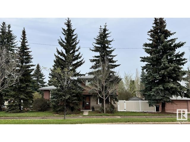 11132 51 Av Nw Nw, House detached with 4 bedrooms, 2 bathrooms and null parking in Edmonton AB | Image 1