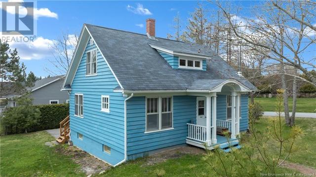 35 Parr St, House detached with 3 bedrooms, 2 bathrooms and null parking in Saint Andrews NB | Image 2
