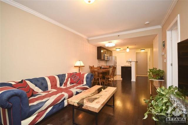 402 - 456 King Edward Ave, Condo with 2 bedrooms, 2 bathrooms and 1 parking in Ottawa ON | Image 8